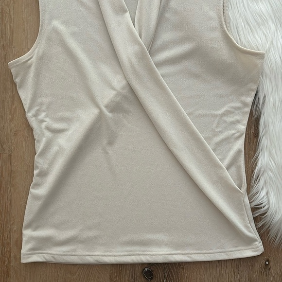 Banana Republic Petite Wrap Effect Sleeveless Top - Picture 7 of 8